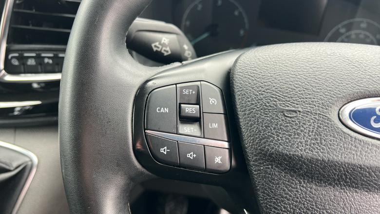 Ford Transit Custom 300 L1 Diesel Fwd 2.0 EcoBlue 130ps Low Roof Limited Van